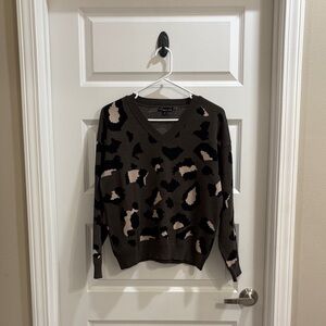 ✨Metric Knits Leopard 🐆 Sweater✨